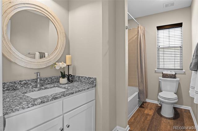 2579 Loon Circle