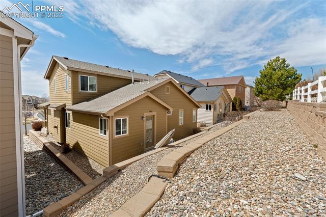 7452 Falconer View