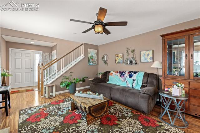 7452 Falconer View