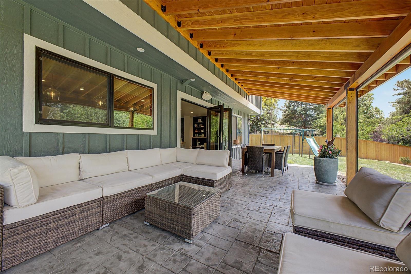 3469 E Easter Place
