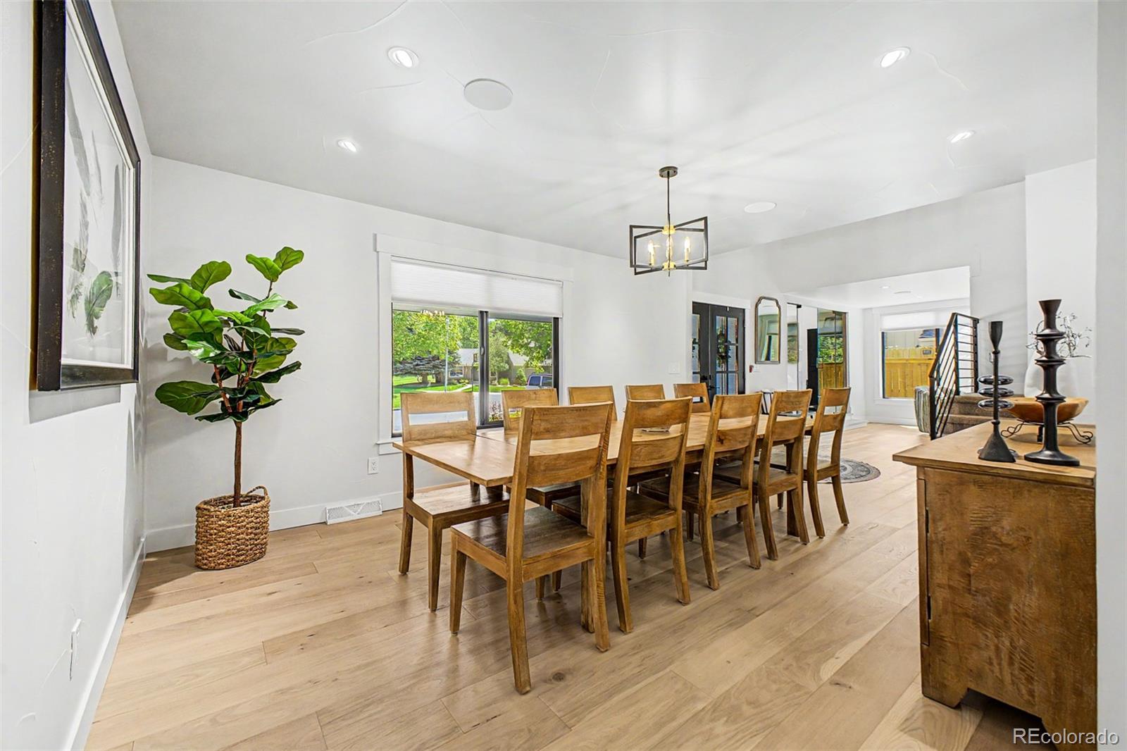 3469 E Easter Place