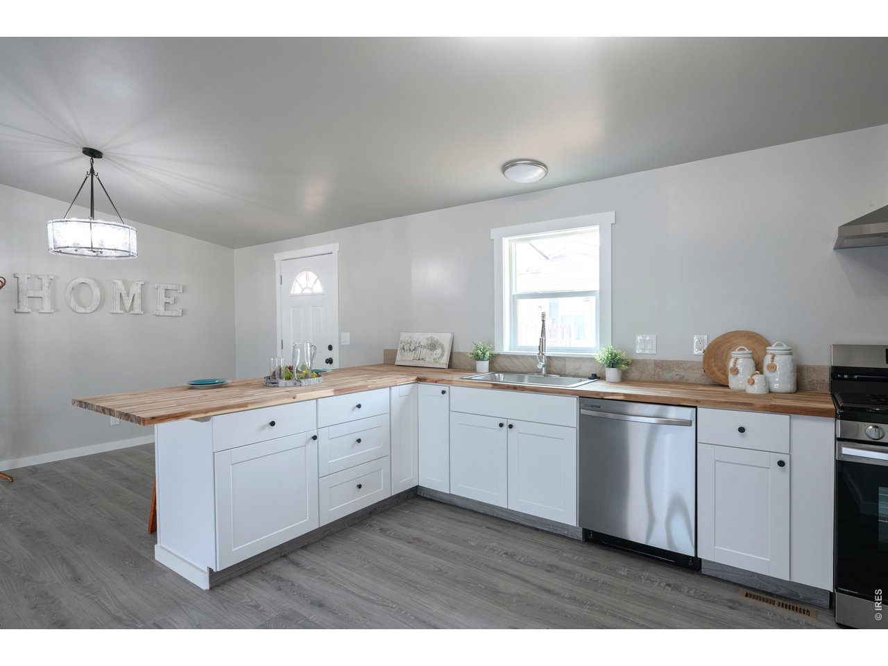 435 N 35th Ave