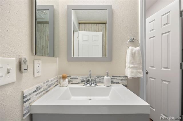 1811 S Quebec Way Unit: 125