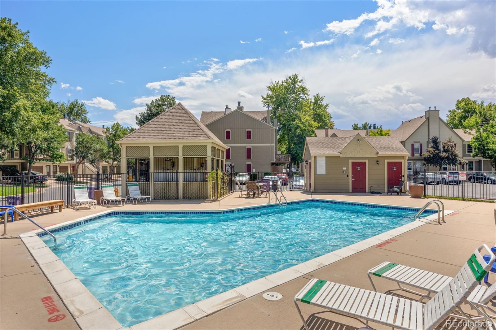 1811 S Quebec Way Unit: 125