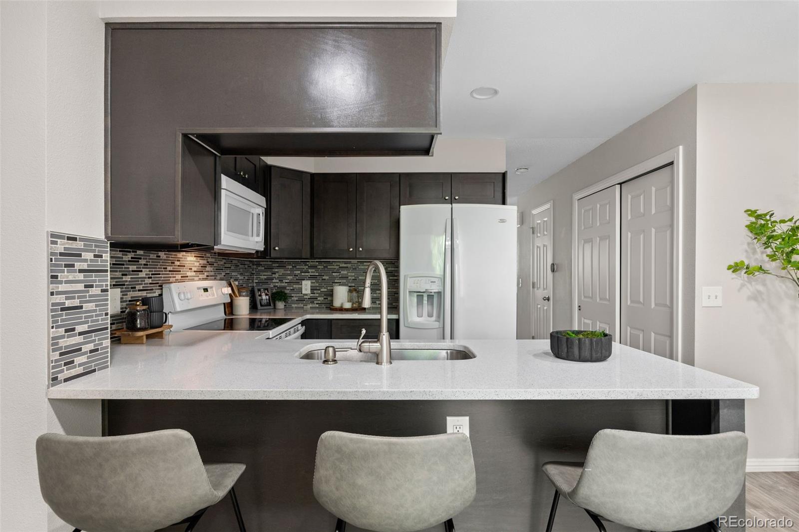 1811 S Quebec Way Unit: 125