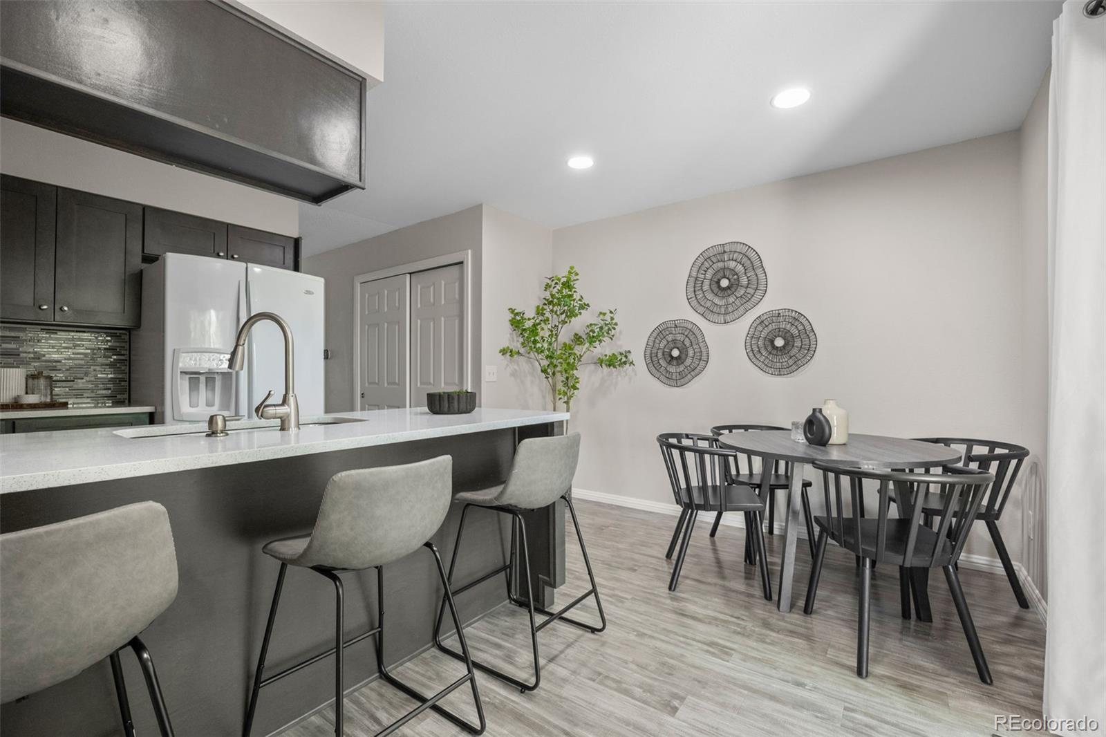 1811 S Quebec Way Unit: 125