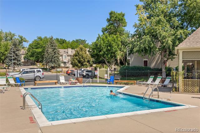 1811 S Quebec Way Unit: 125