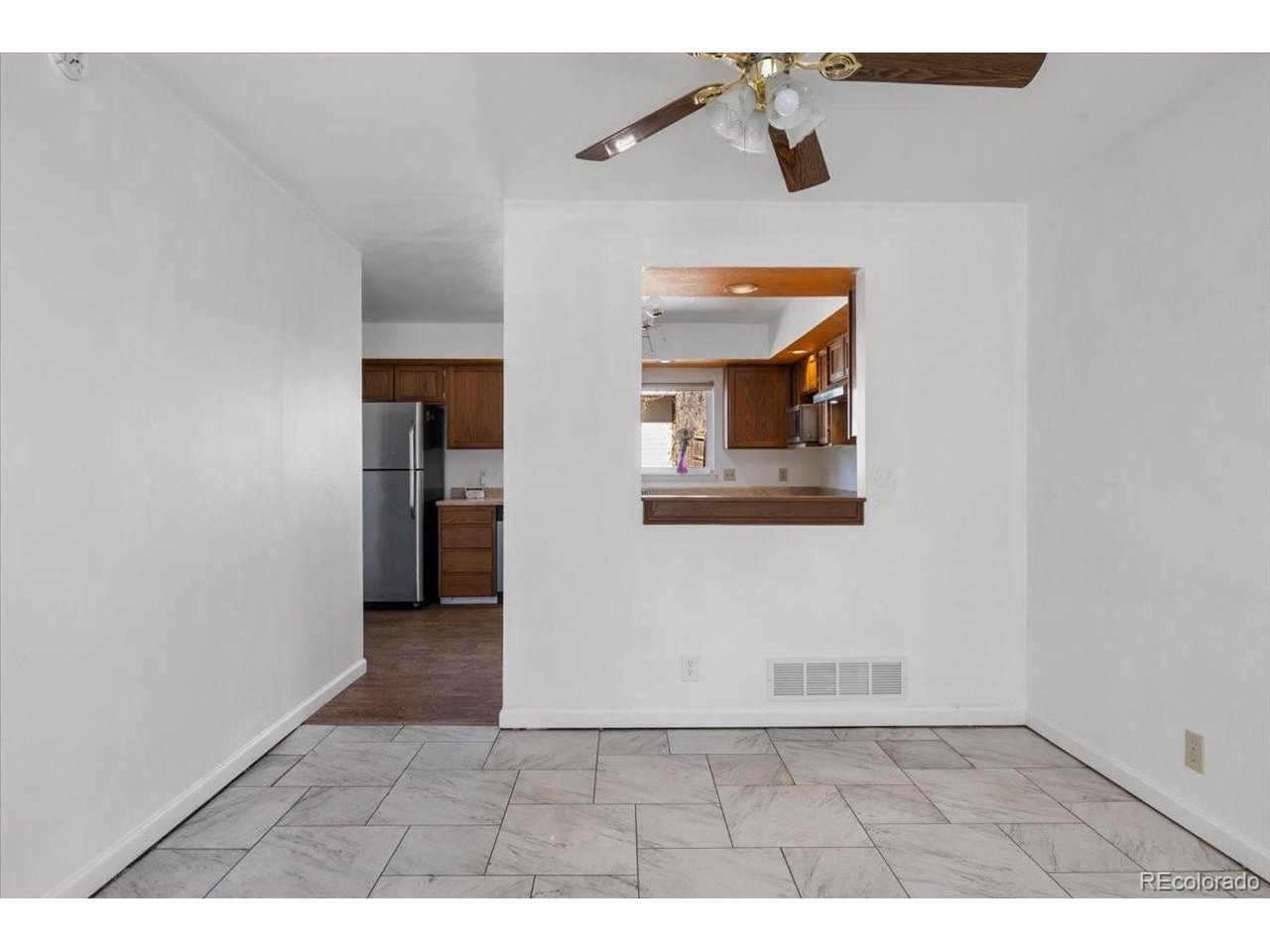 1222 E La Salle St