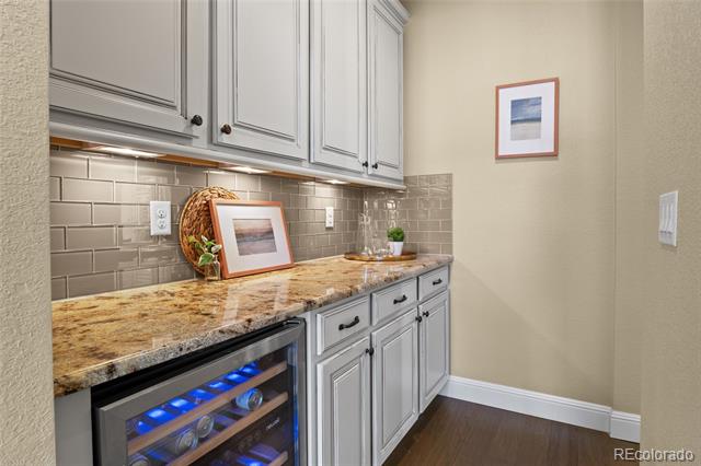 6878 Northstar Court