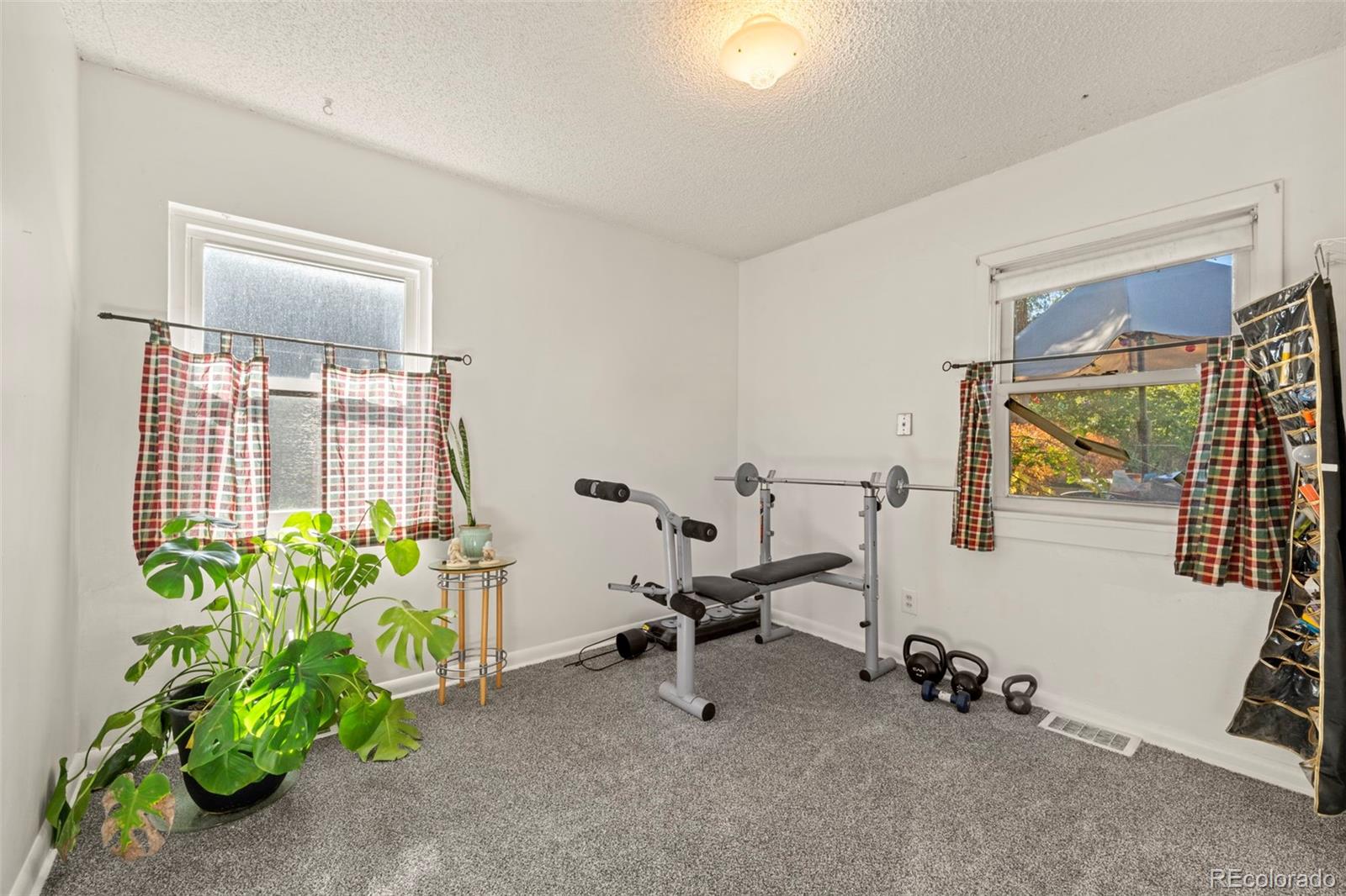 3025 S Forest Street