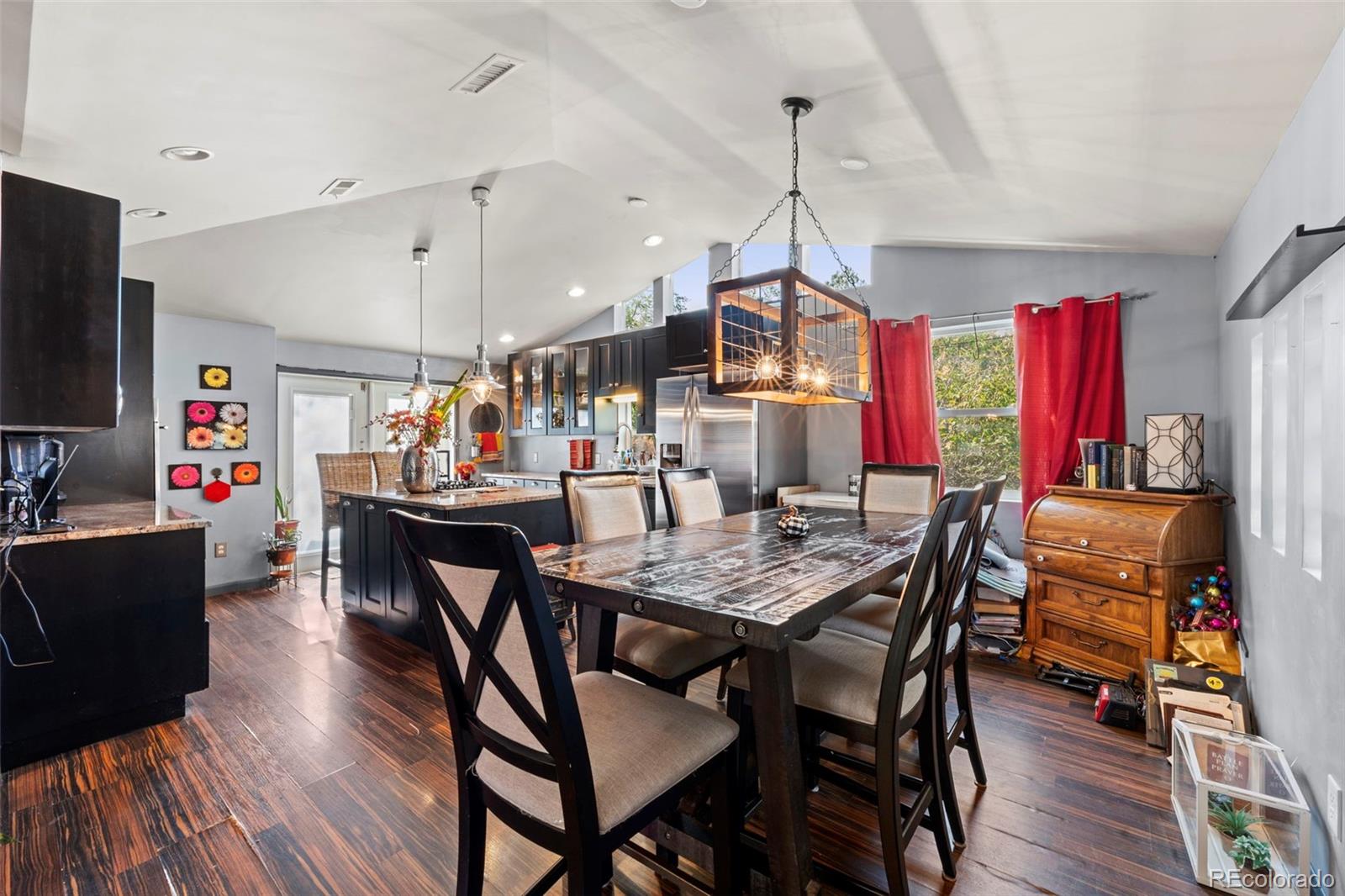 3025 S Forest Street