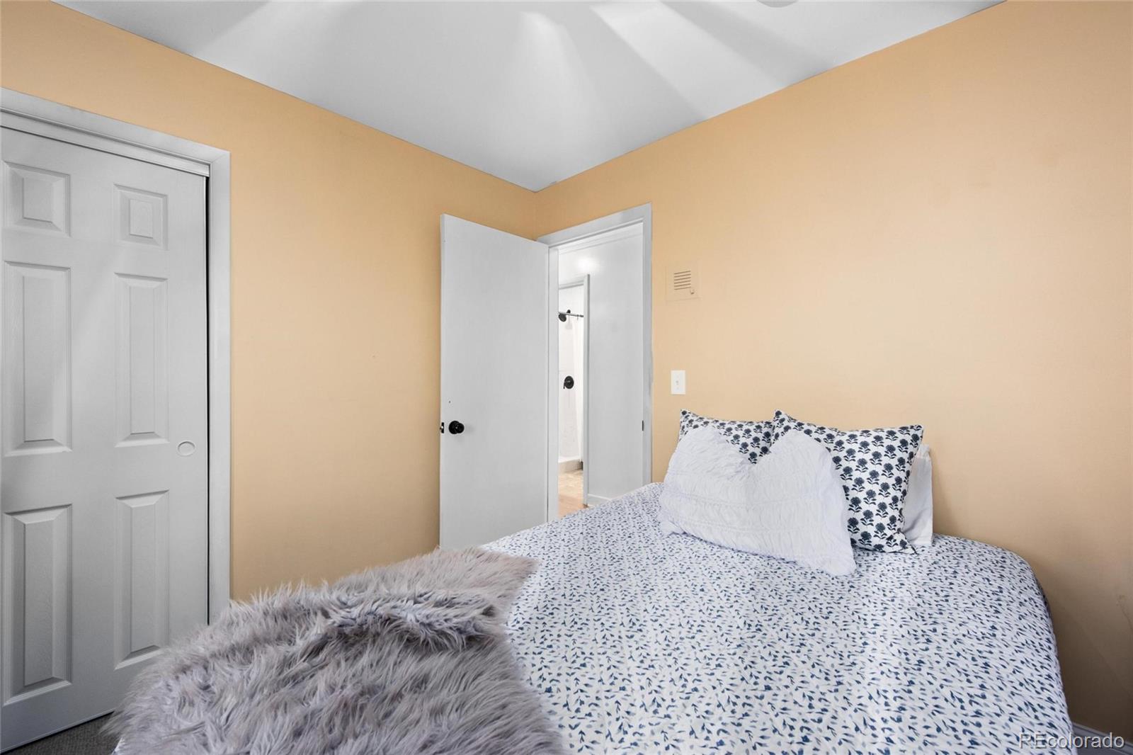 4800 E Dartmouth Avenue