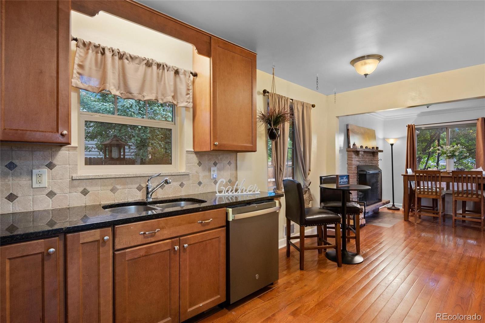 4800 E Dartmouth Avenue