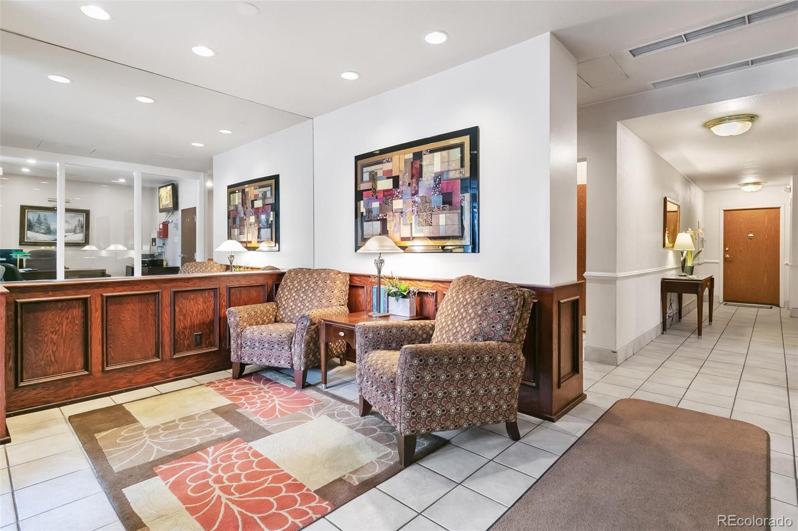 1223 Race Street Unit: 401