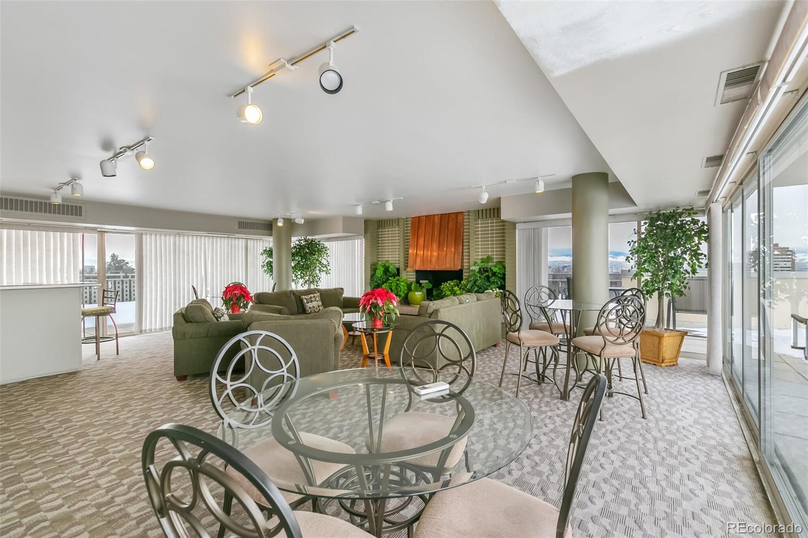 1223 Race Street Unit: 401