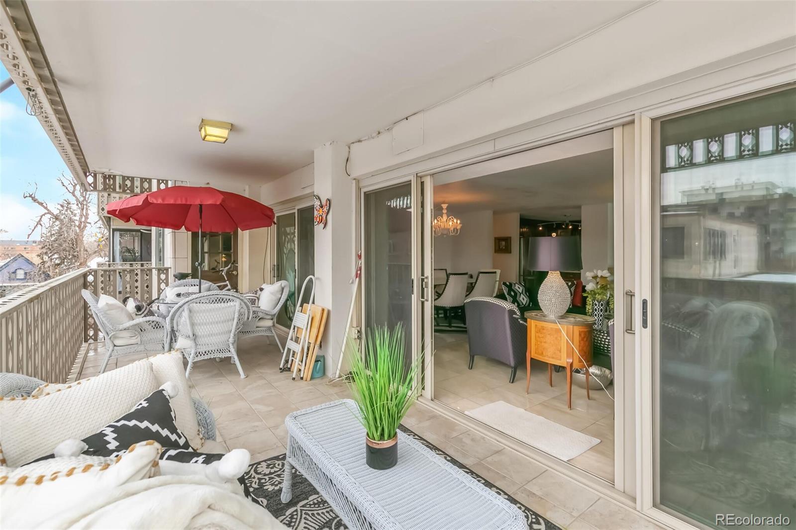 1223 Race Street Unit: 401