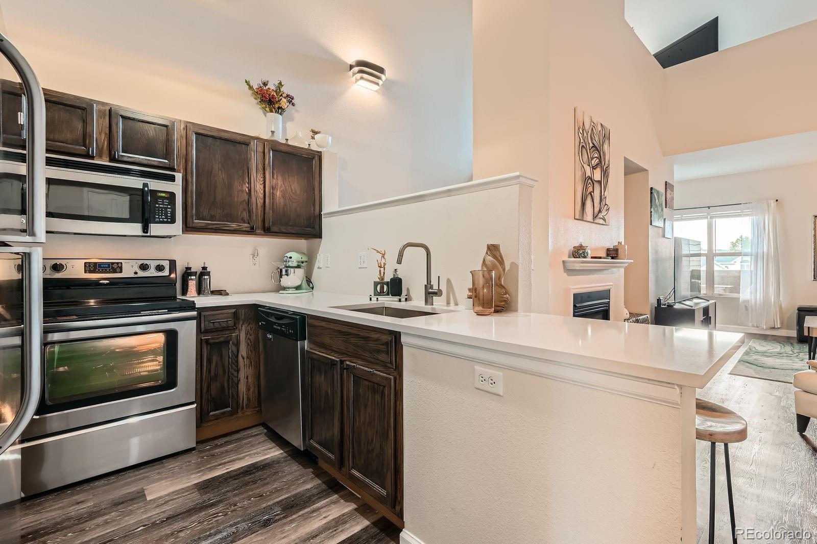 3205 S Walden Court Unit: H