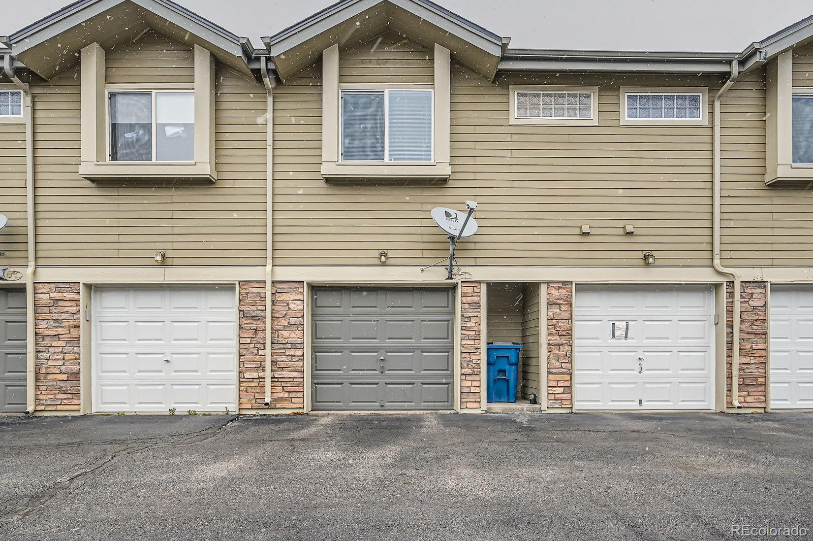 3205 S Walden Court Unit: H