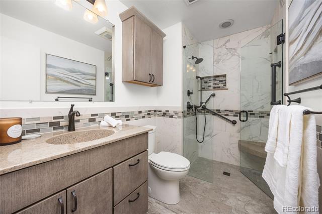 8037 Iris Court