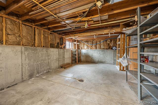 8037 Iris Court