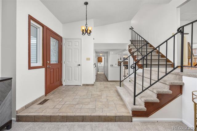 8037 Iris Court
