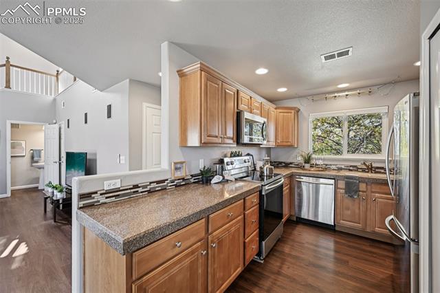 1639 Wildwood Pass Drive