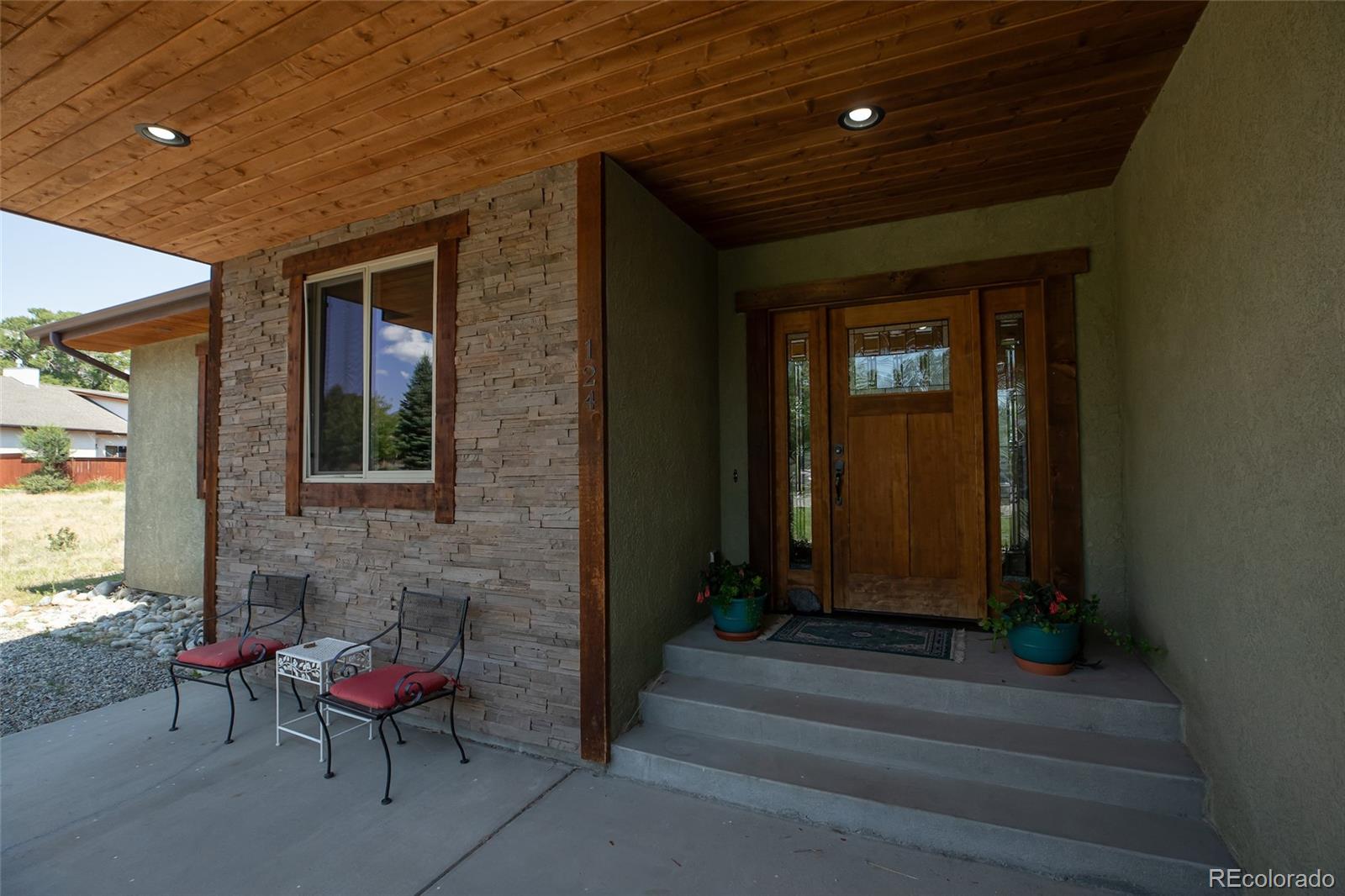 124 Meadow Lane