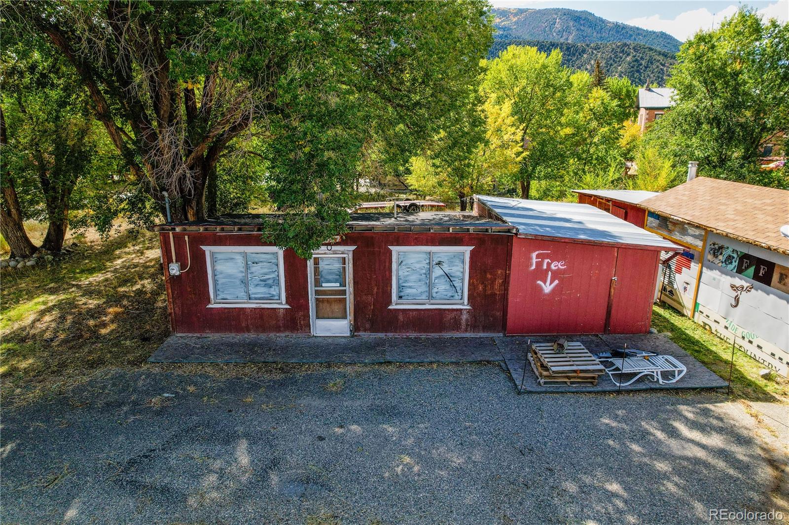 10057 W US Highway 50