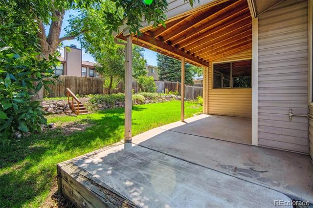 5640 W 75th Drive