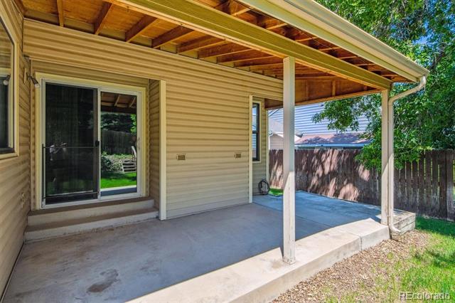5640 W 75th Drive