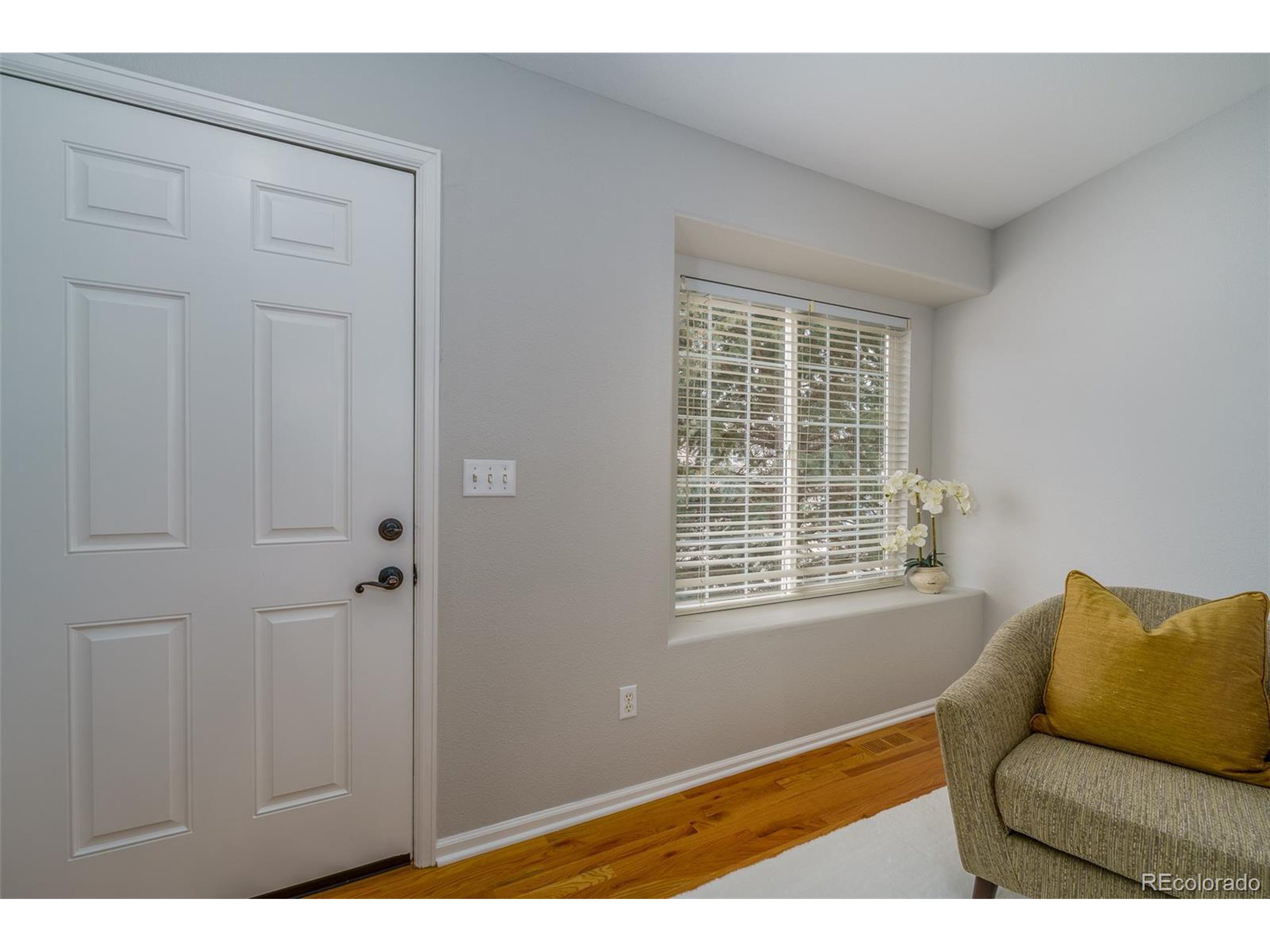 3142 W Yarrow Cir