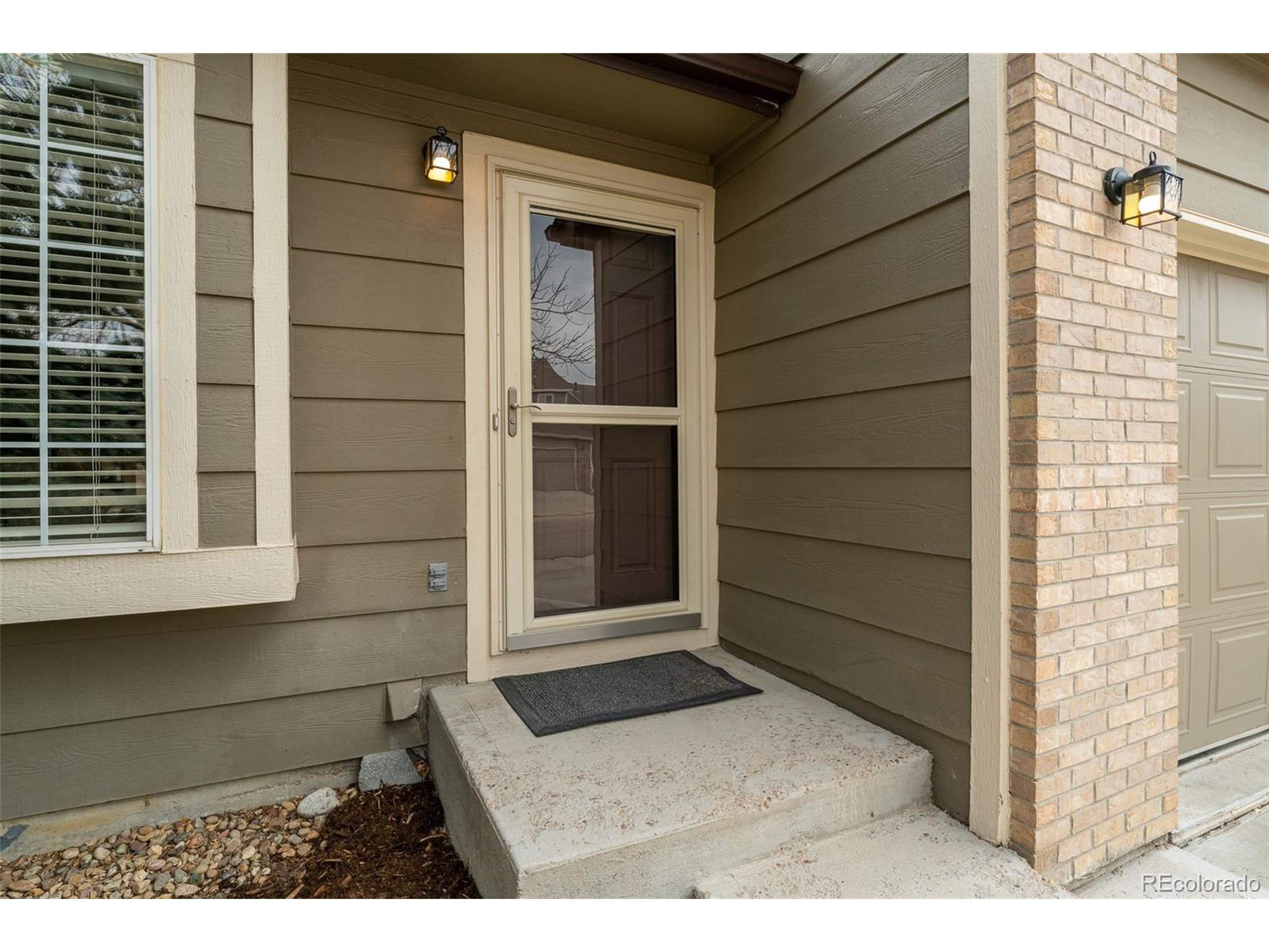 3142 W Yarrow Cir