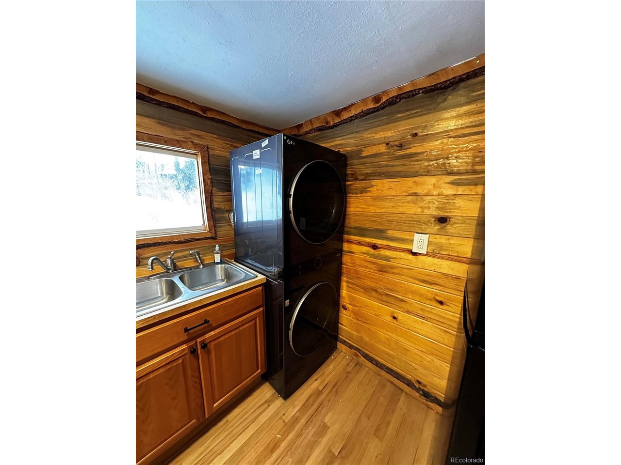 154 Olde Carter Lake Rd