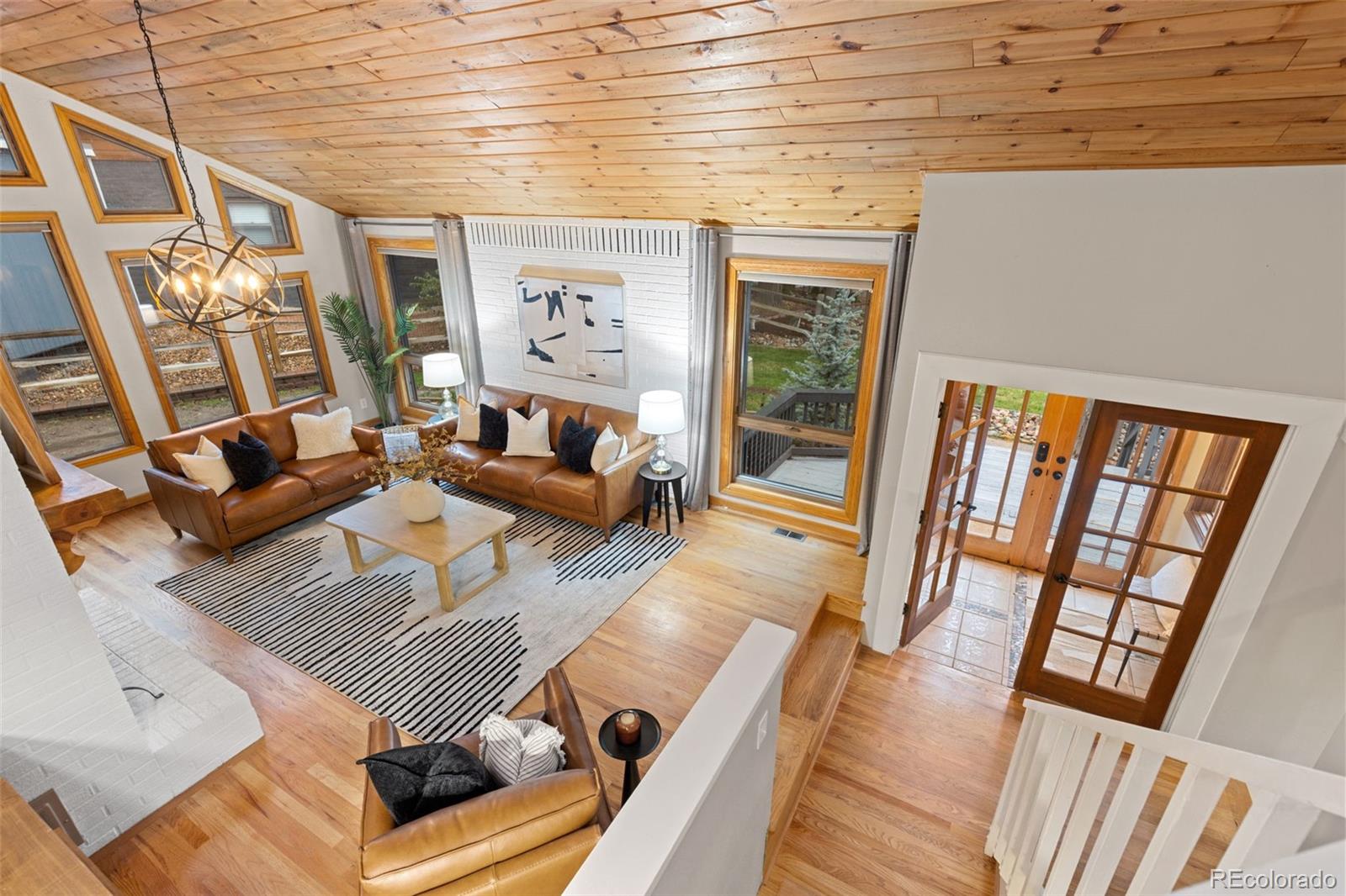 8277 Carriage Lane