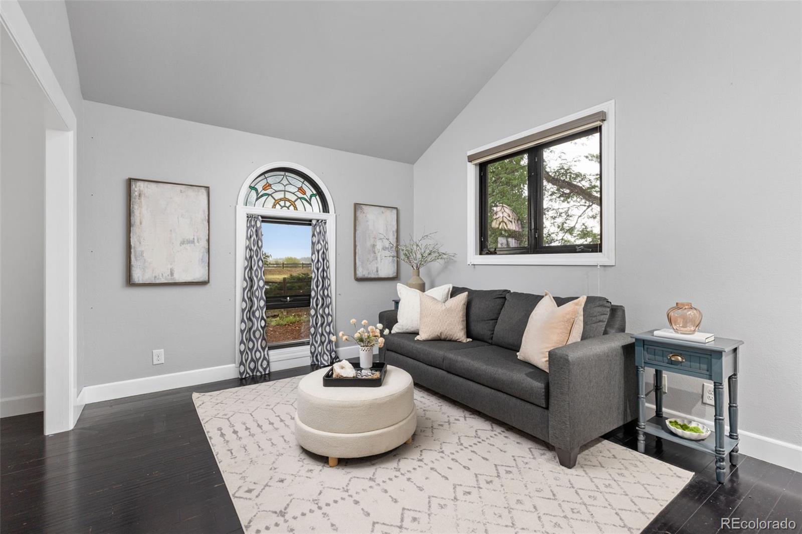 8277 Carriage Lane