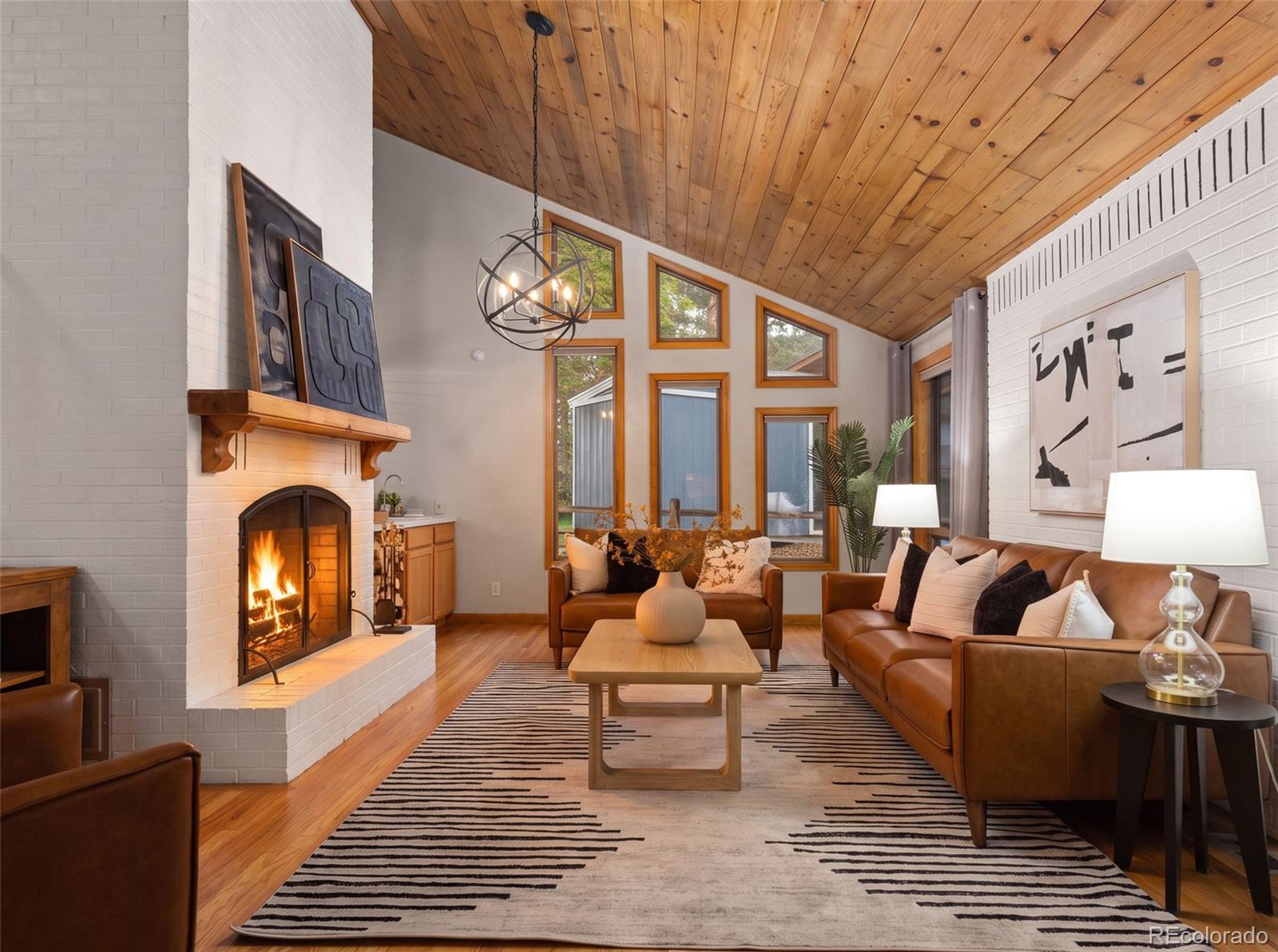 8277 Carriage Lane