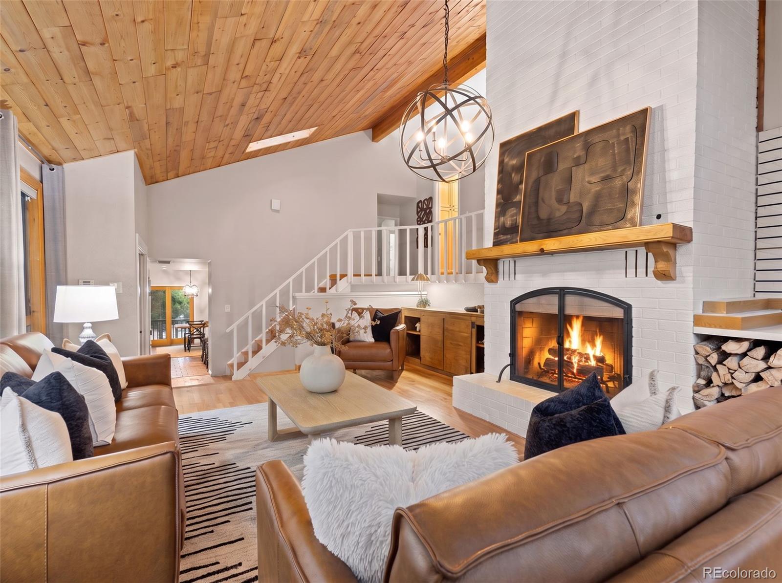 8277 Carriage Lane