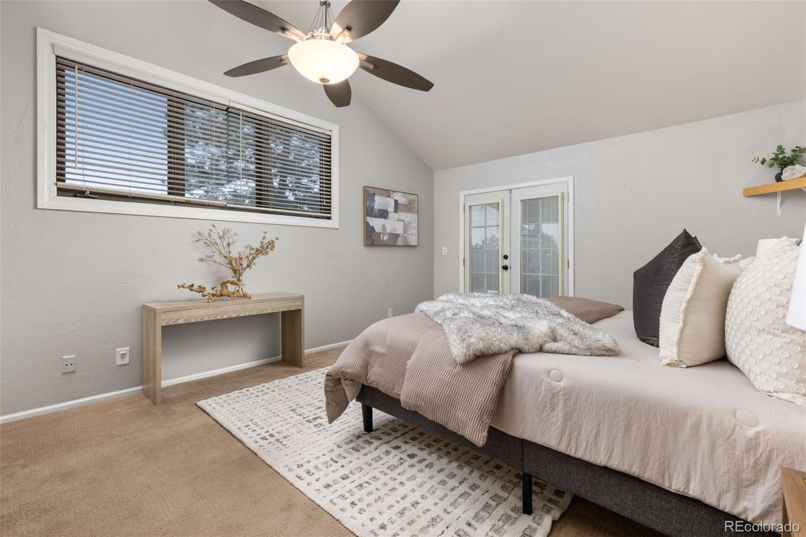 8277 Carriage Lane
