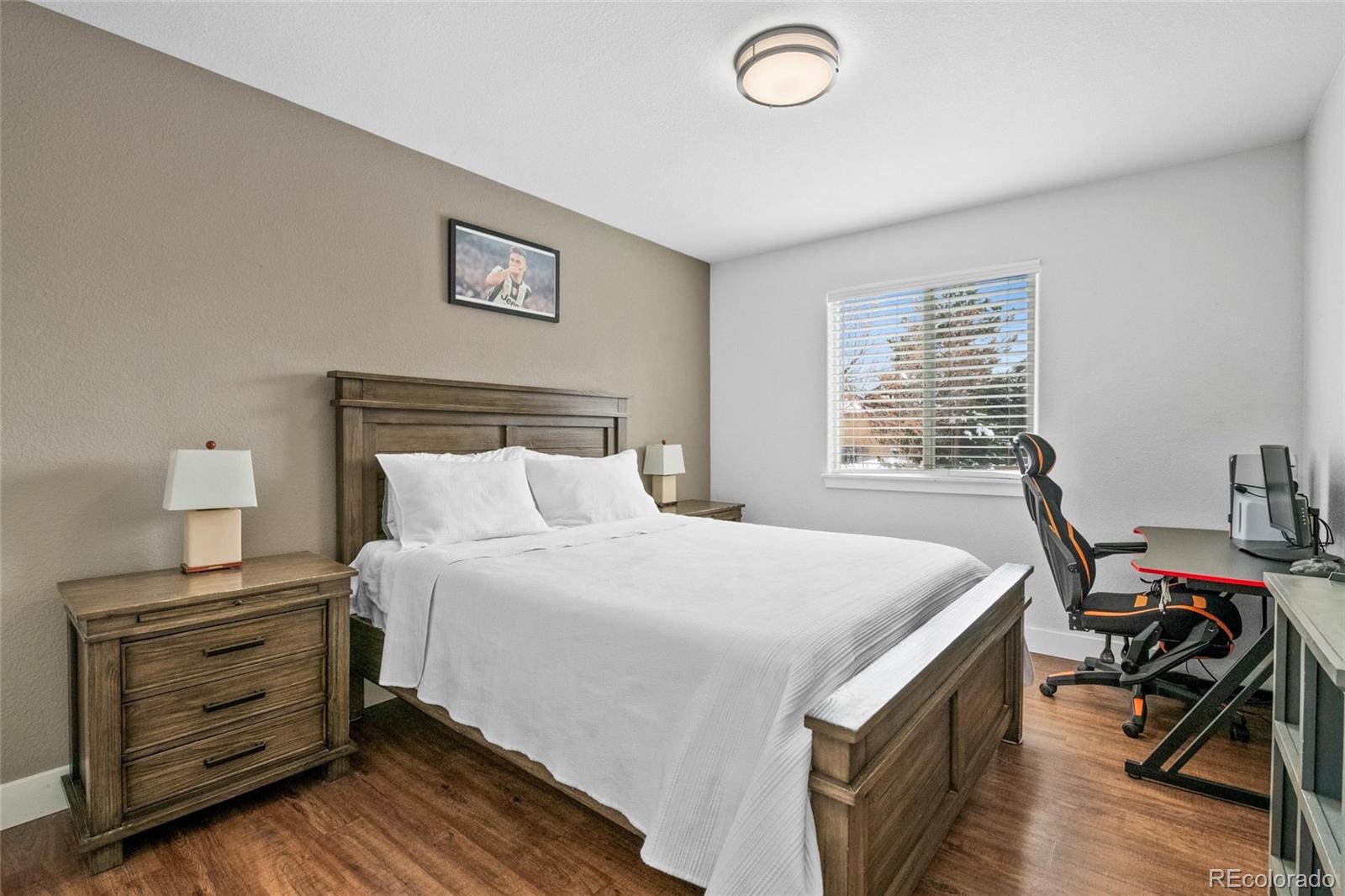 2184 W Warren Avenue