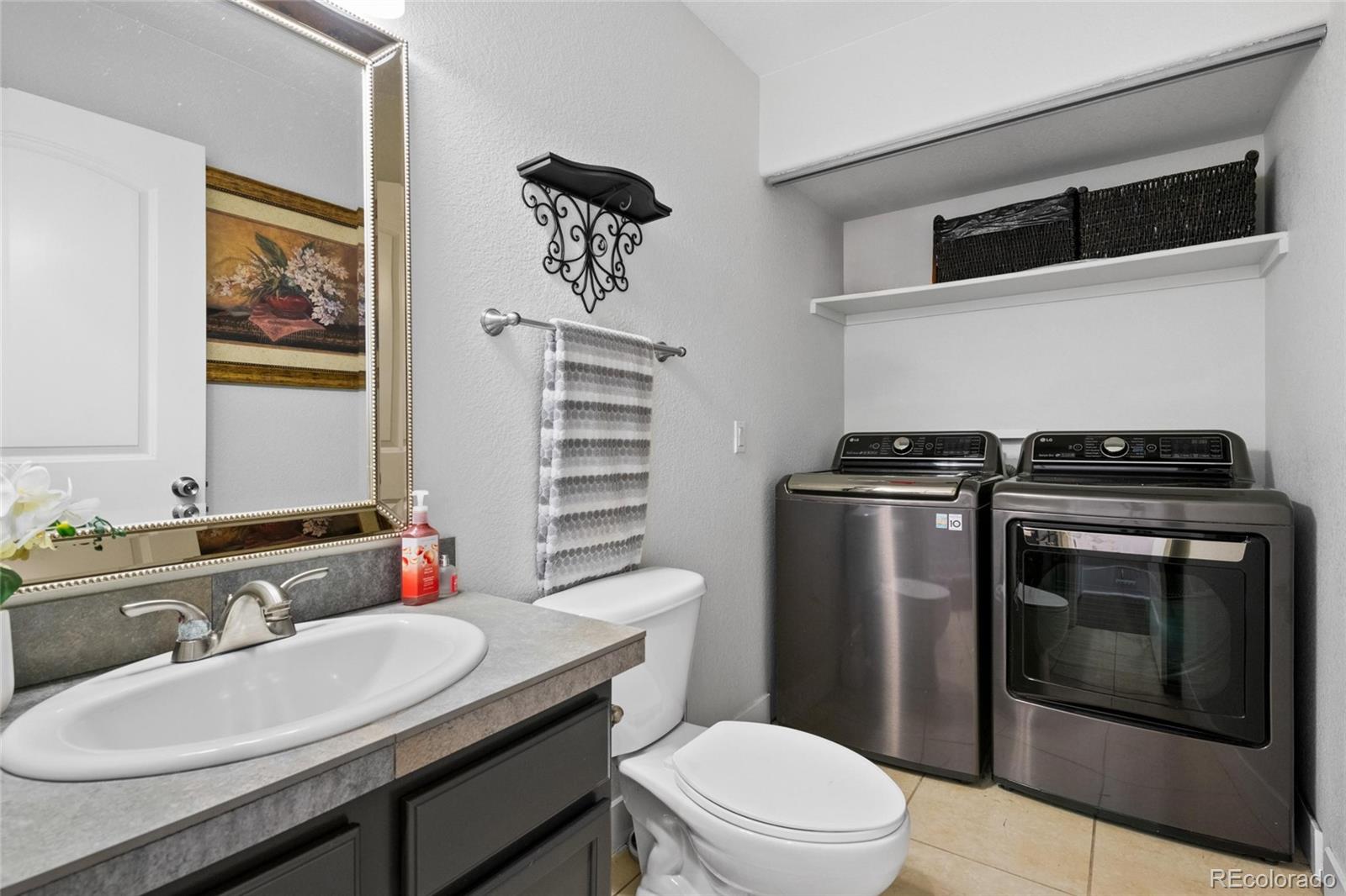 2184 W Warren Avenue