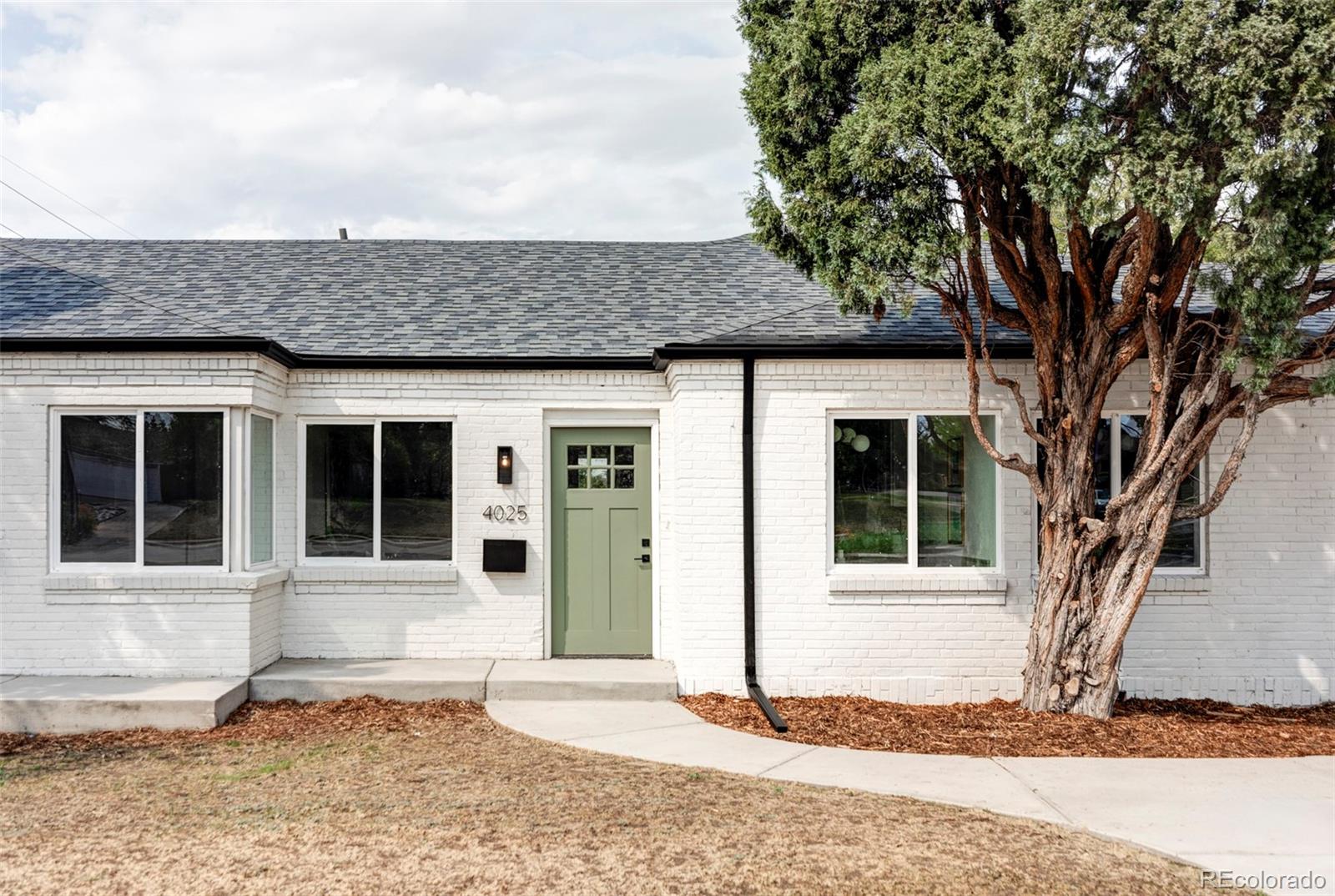 4023 E Martin Luther King Jr