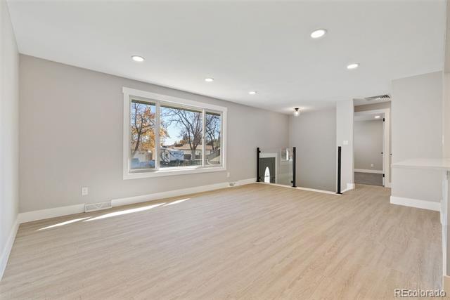 8389 Benton Way