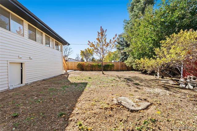 8389 Benton Way