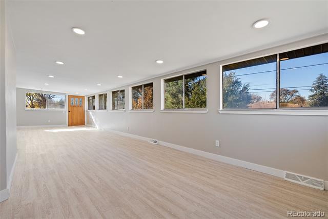 8389 Benton Way
