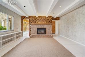 2560 Hill Circle