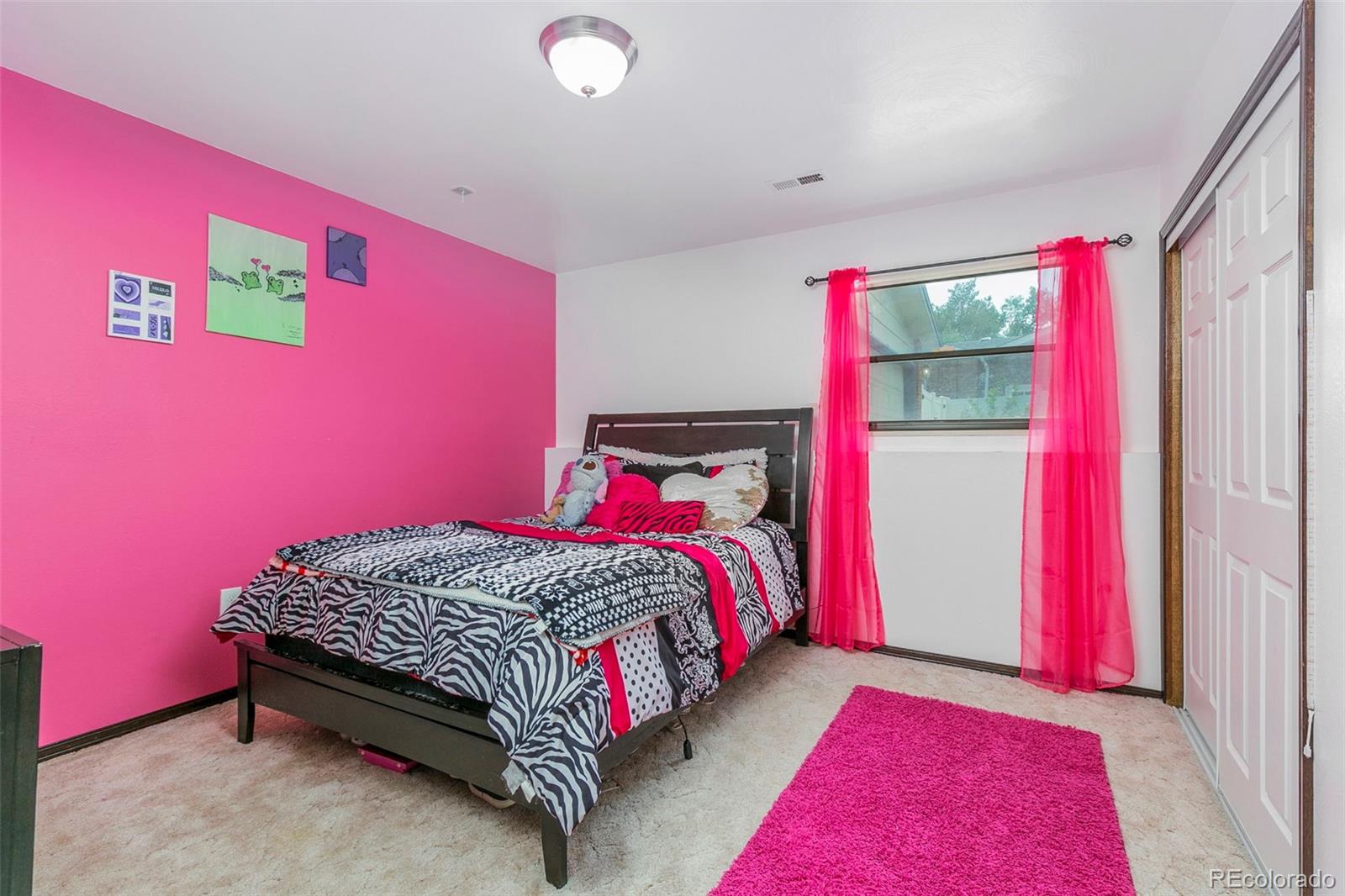 424 Voiles Drive