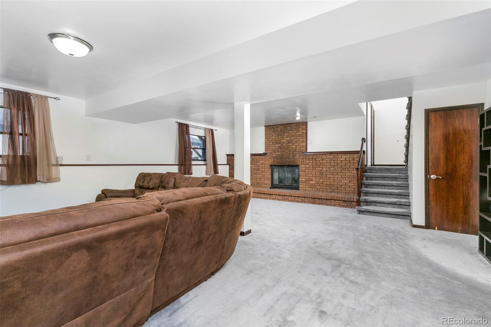 424 Voiles Drive