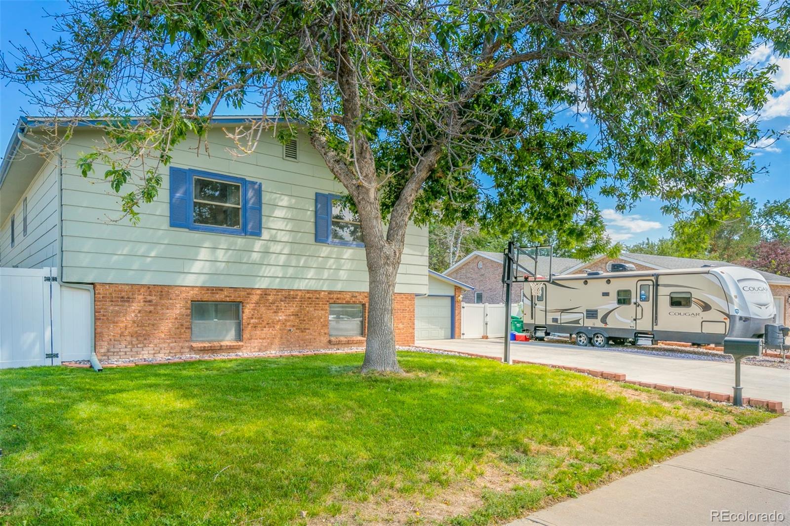 424 Voiles Drive