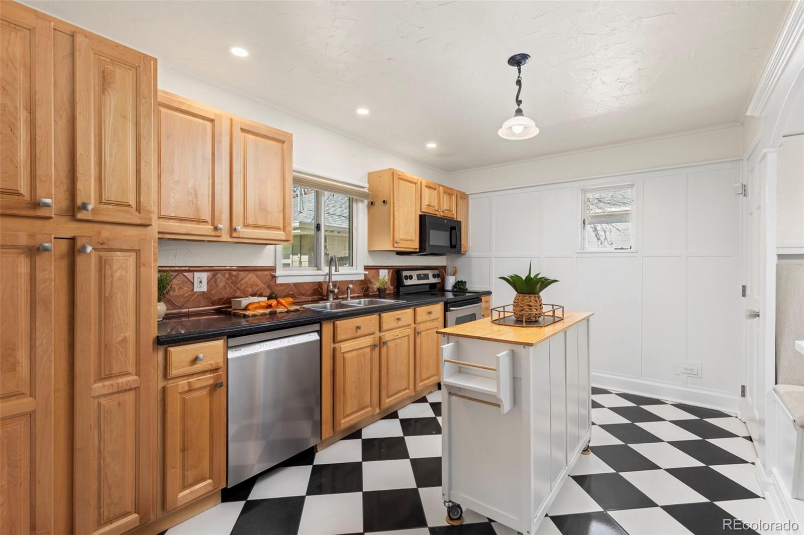 3173 S Gaylord Street