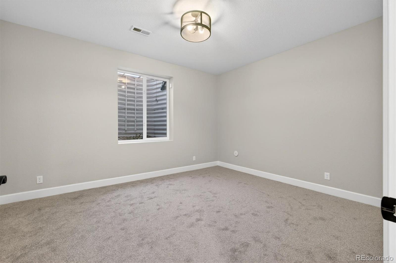 4504 N Picadilly Court